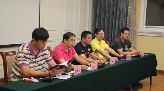 武汉盛帆体育产业发展有限公司总经理李季泽先生致欢迎词