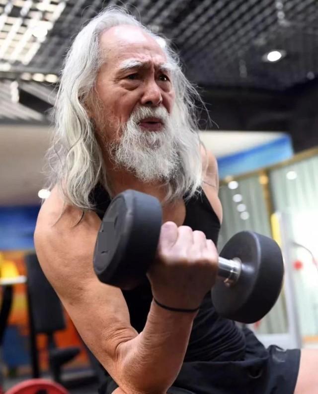 大爷健身房照片_大爷健身_大爷健身逆生长