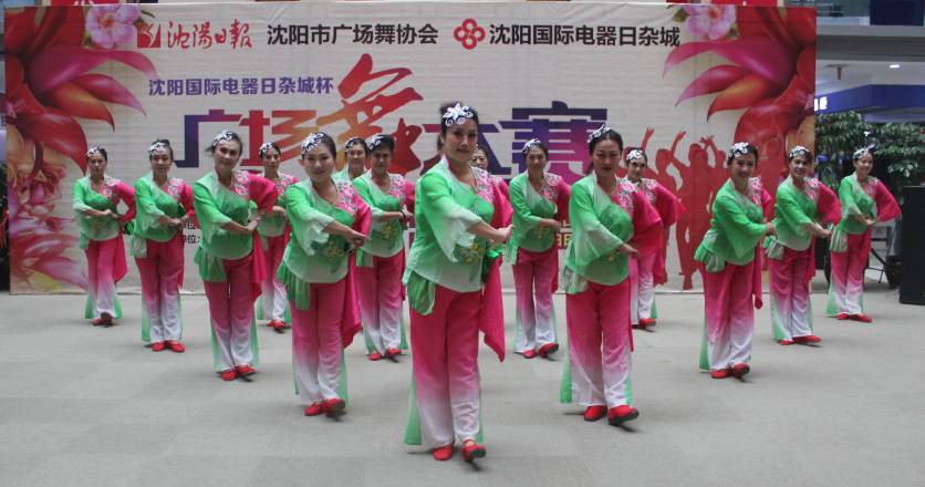 和谐共舞_和谐健身舞_养身舞武《和谐之光》