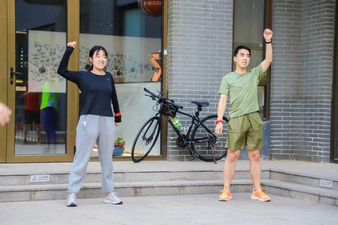 维体利亚健身_必爱体健身_体美汇游泳健身